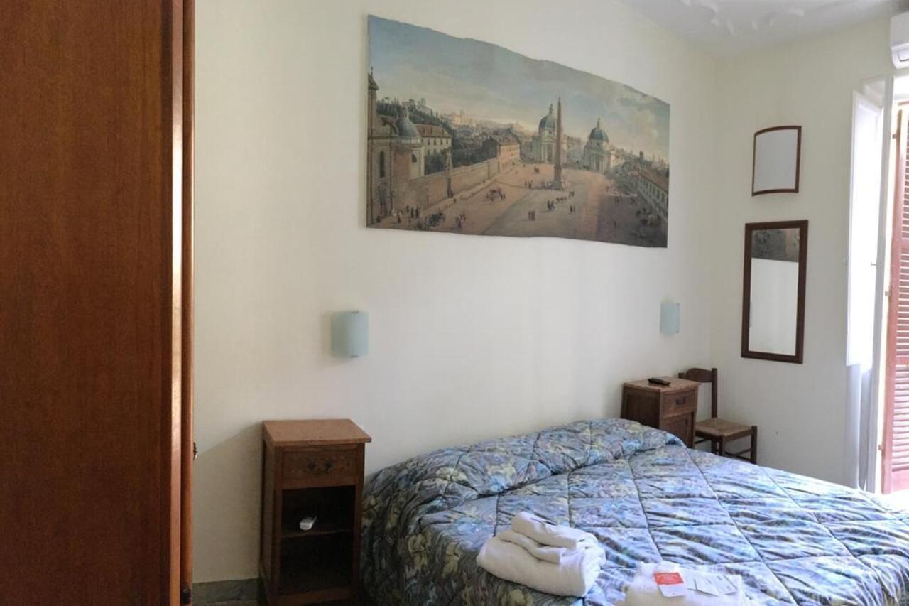 Отель Casa Rosy Рим Экстерьер фото